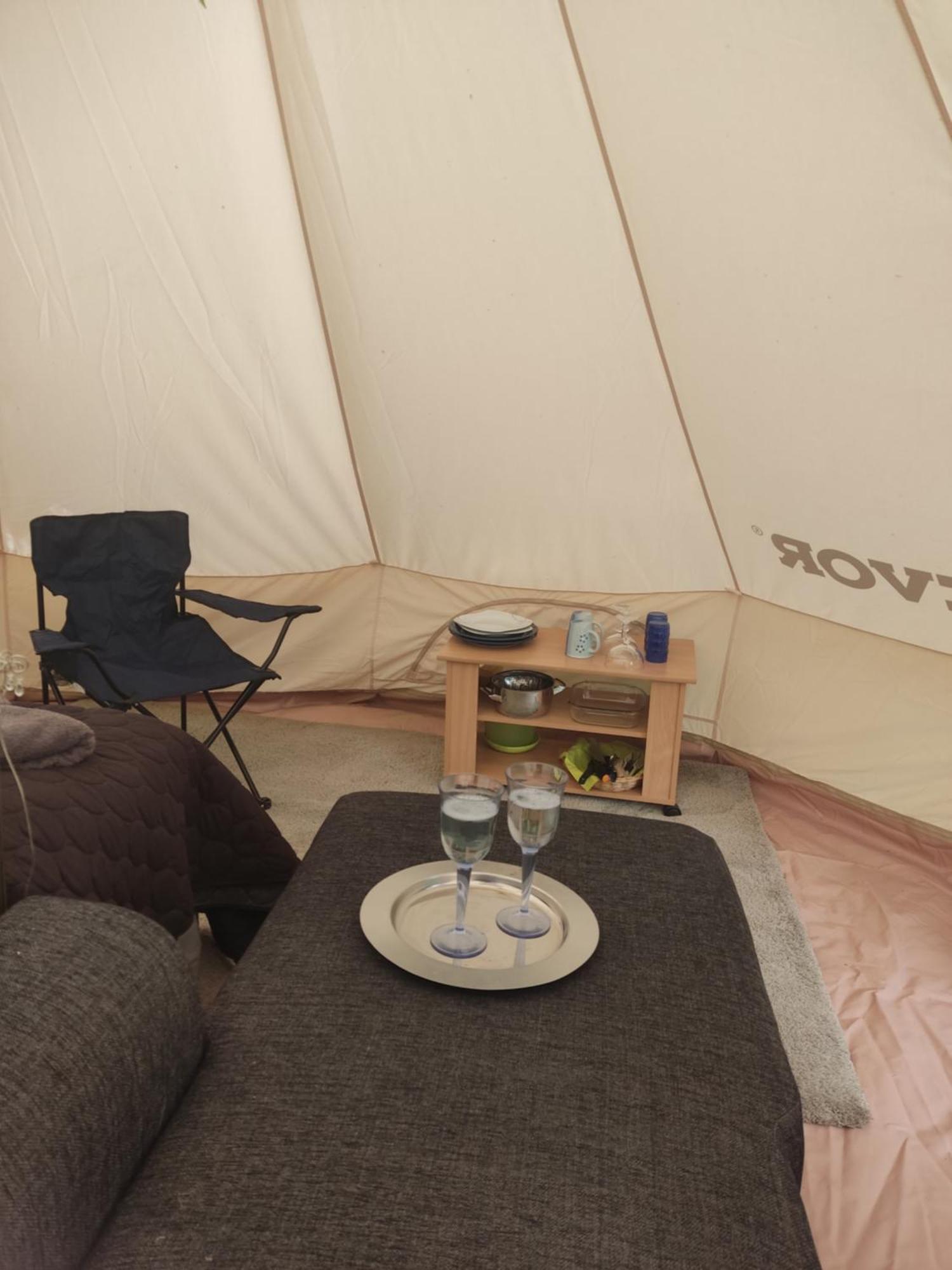 דירות Jämsä Koskentien Kotimajoitus & Luxury Glamping מראה חיצוני תמונה